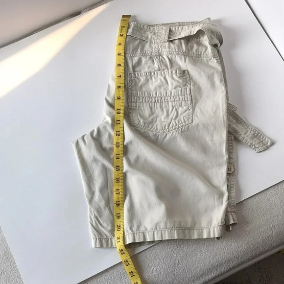 Beige Cream Bermuda casual shorts sporty  athletic hiking tie waist size 14 - Picture 14 of 16